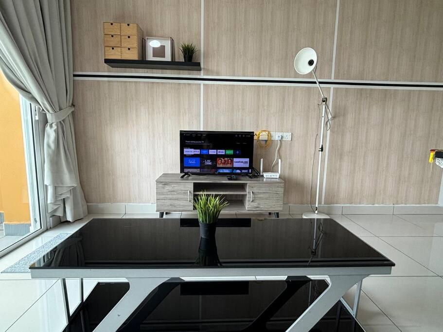 Ksl A Stylish 3r3b 1-5pax #daya#austin#ikea#aeon Pangsapuri